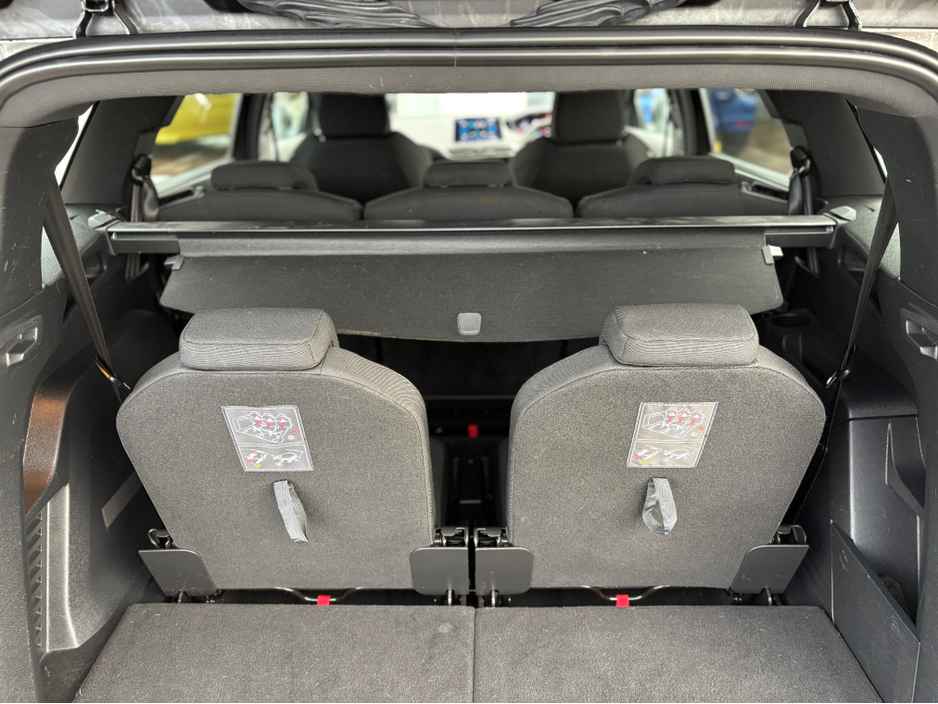 2023 Peugeot 5008 1.5L Diesel For Sale Images