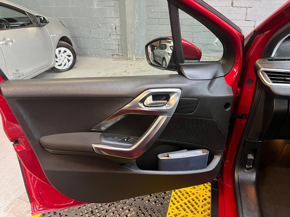 Peugeot 2008 ALLURE 1.2 PURETECH 82 4DR — thumbnail 16