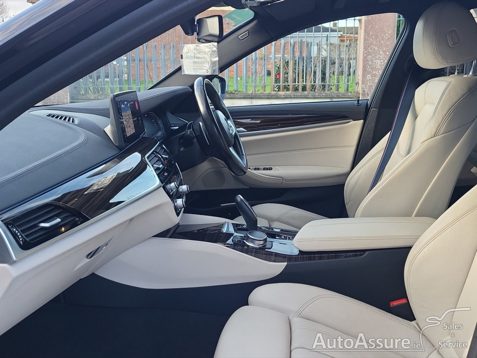 2023 BMW 5 Series 2L Petrol Plug-in Hybrid For Sale Images
