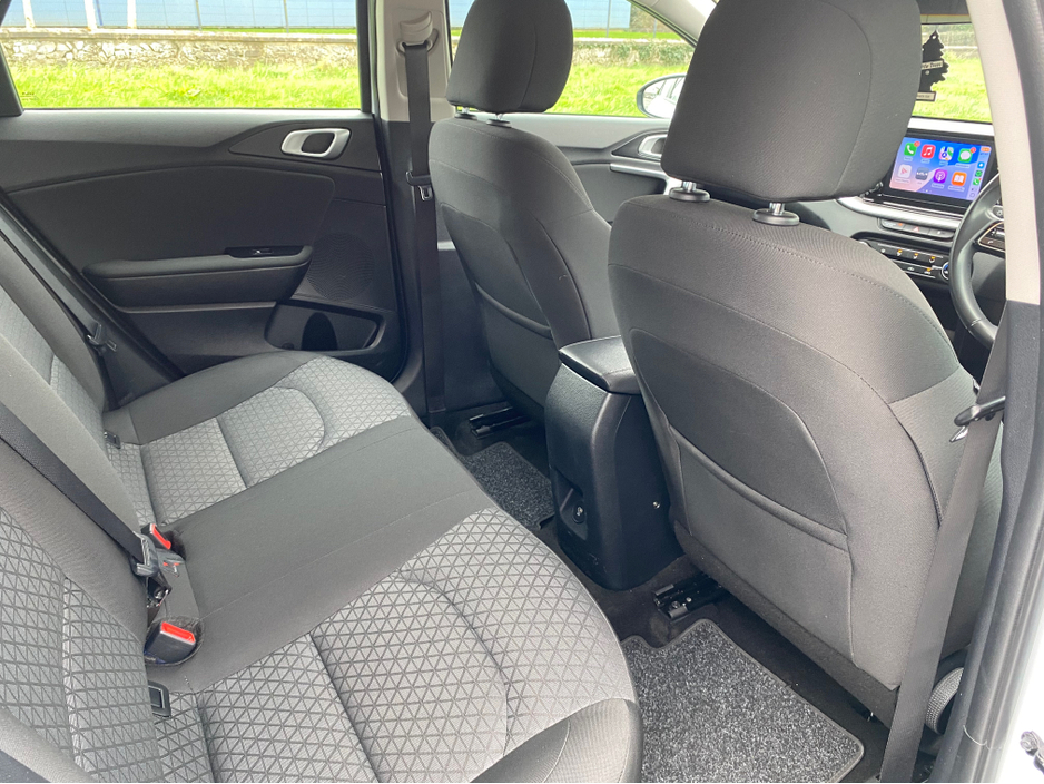 2023 Kia Ceed 1.6L Diesel Hybrid For Sale Images