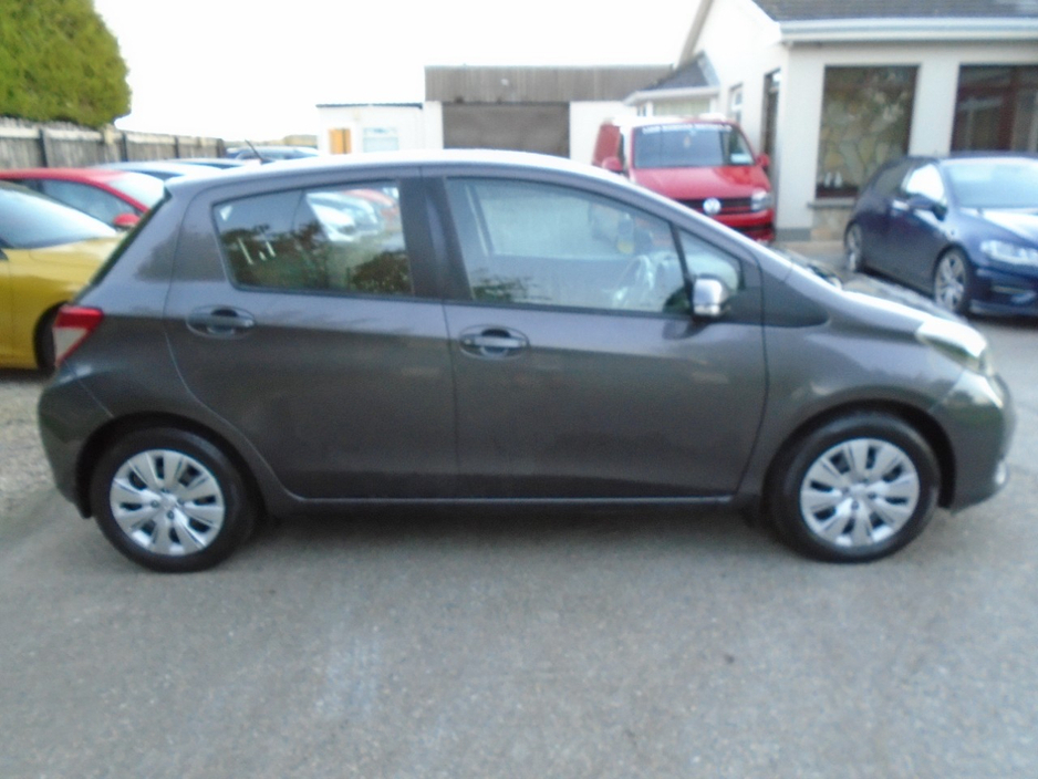2012 Toyota Yaris 1L Petrol For Sale Images