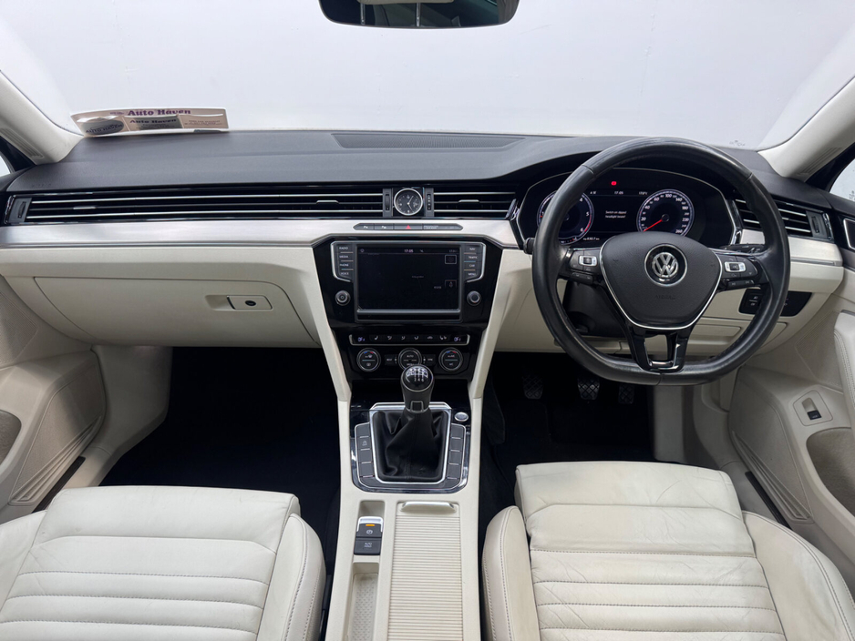 2016 Volkswagen Passat 2L Diesel For Sale Images