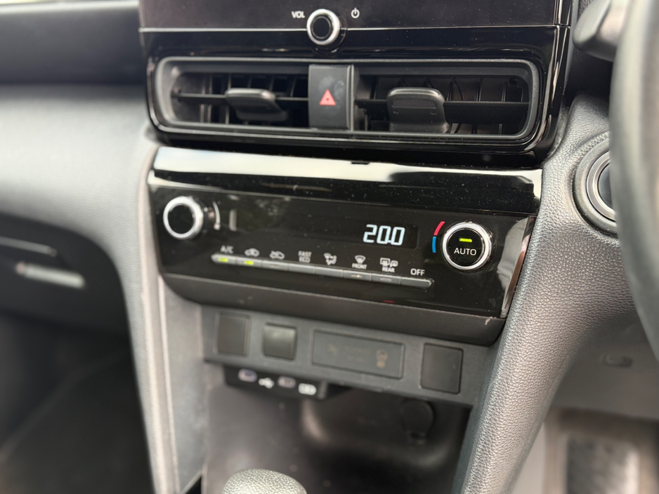 2024 Toyota Yaris Cross 1.5L Petrol Hybrid For Sale Images