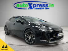 Toyota Prius 2.0 Hybrid Top spec: leather, 360 camera, Automatic