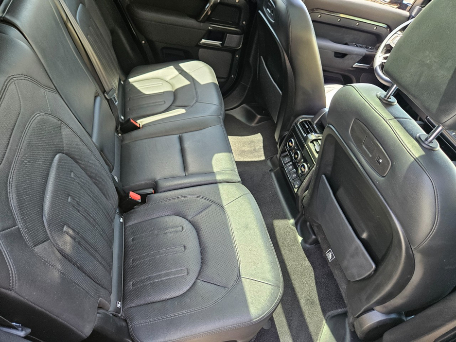 2022 Land Rover Defender 3L Petrol Hybrid For Sale Images