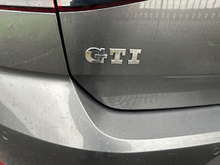 2018 Volkswagen Golf 2L Petrol For Sale Images