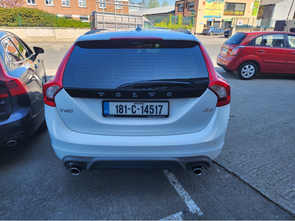 2018 Volvo V60 2.0L Diesel For Sale Images