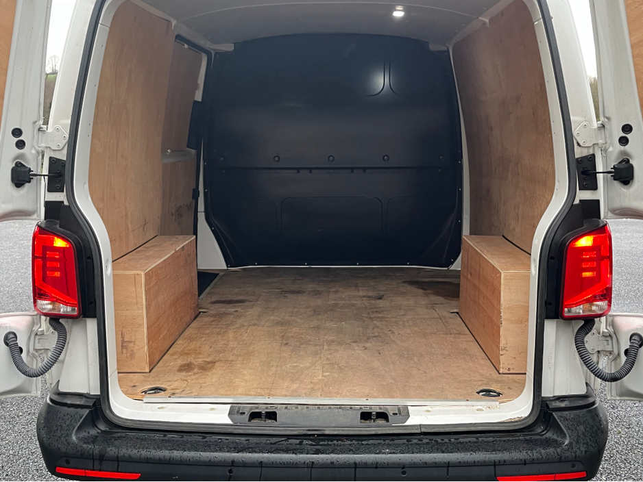2024 Volkswagen Transporter 2L Diesel For Sale Images