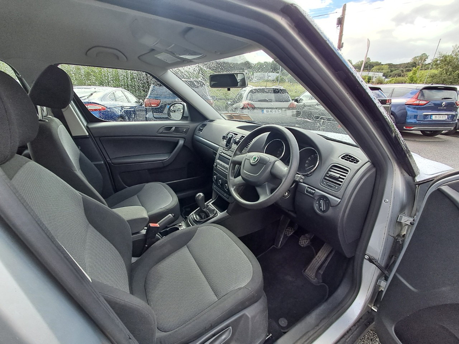 2011 Skoda Yeti 1.6L Diesel For Sale Images