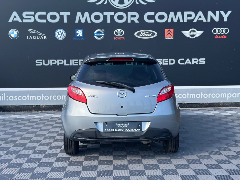 Mazda Demio 1.3 L Petrol Automatic — thumbnail 8