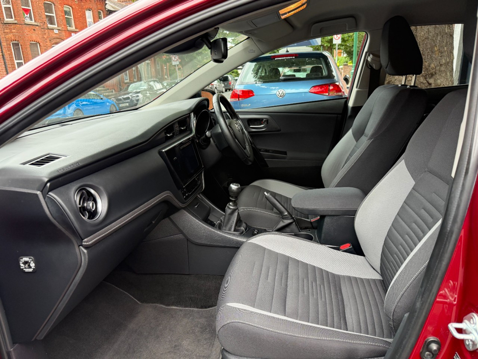 2017 Toyota Auris 1.2L Petrol For Sale Images