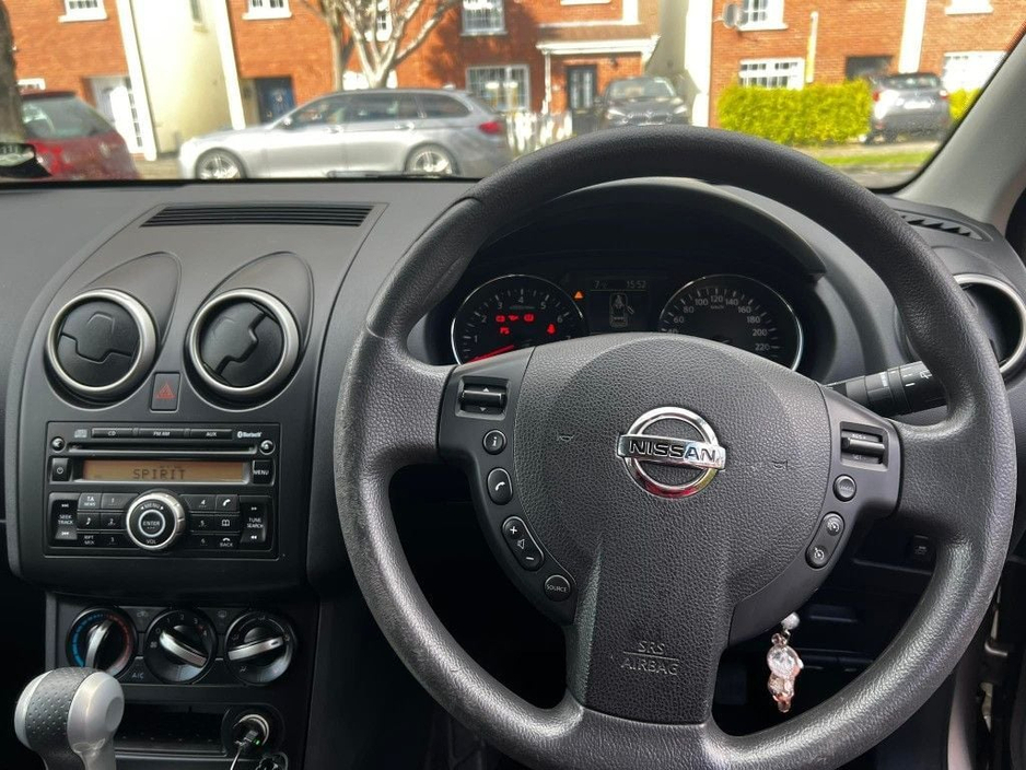 Nissan Qashqai 2.0 XE Hatchback Petrol Automatic (140bhp) — thumbnail 13