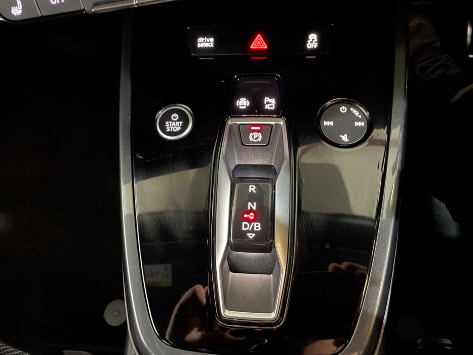 2023 Audi Q4 e-tron 0L Electric For Sale Images