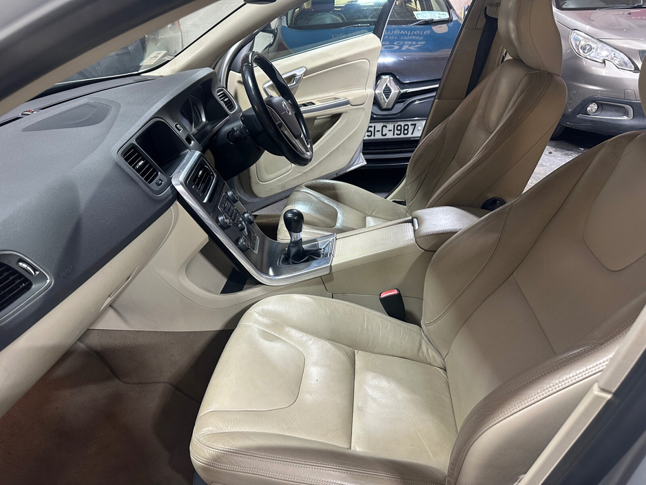 2014 Volvo S60 2L Diesel For Sale Images