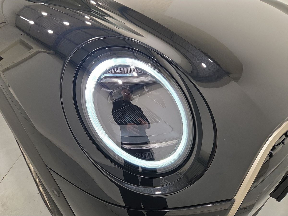 2025 MINI Hatch 1.5L Petrol For Sale Images