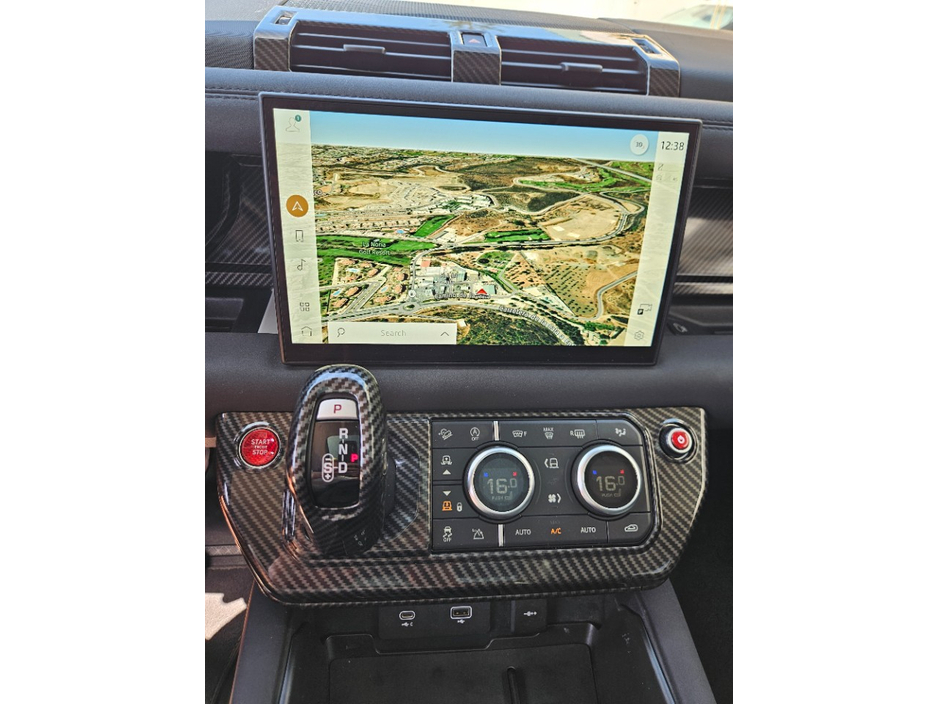 2022 Land Rover Defender 3L Petrol Hybrid For Sale Images