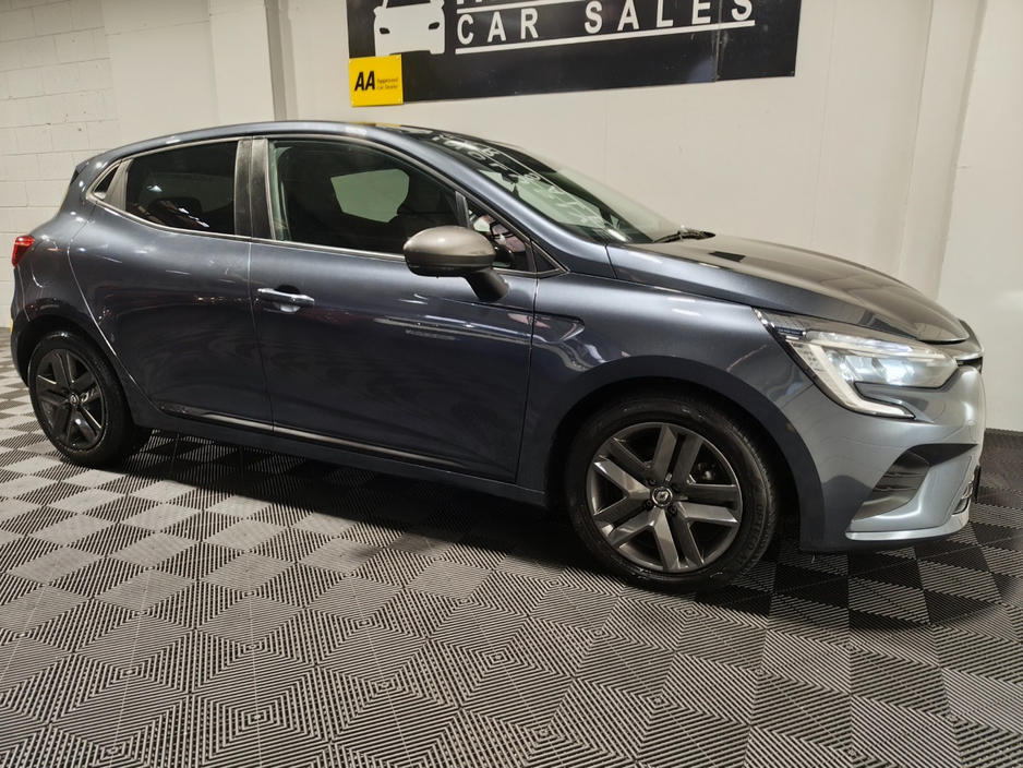 2022 Renault Clio 1L Petrol For Sale Images