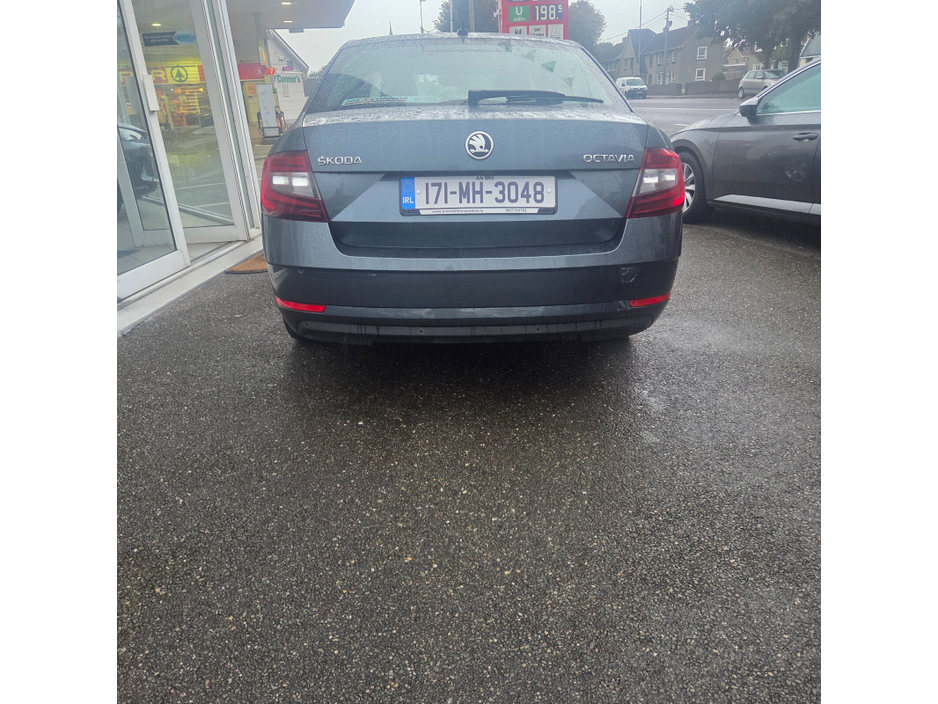 2017 Skoda Octavia 1L Petrol For Sale Images