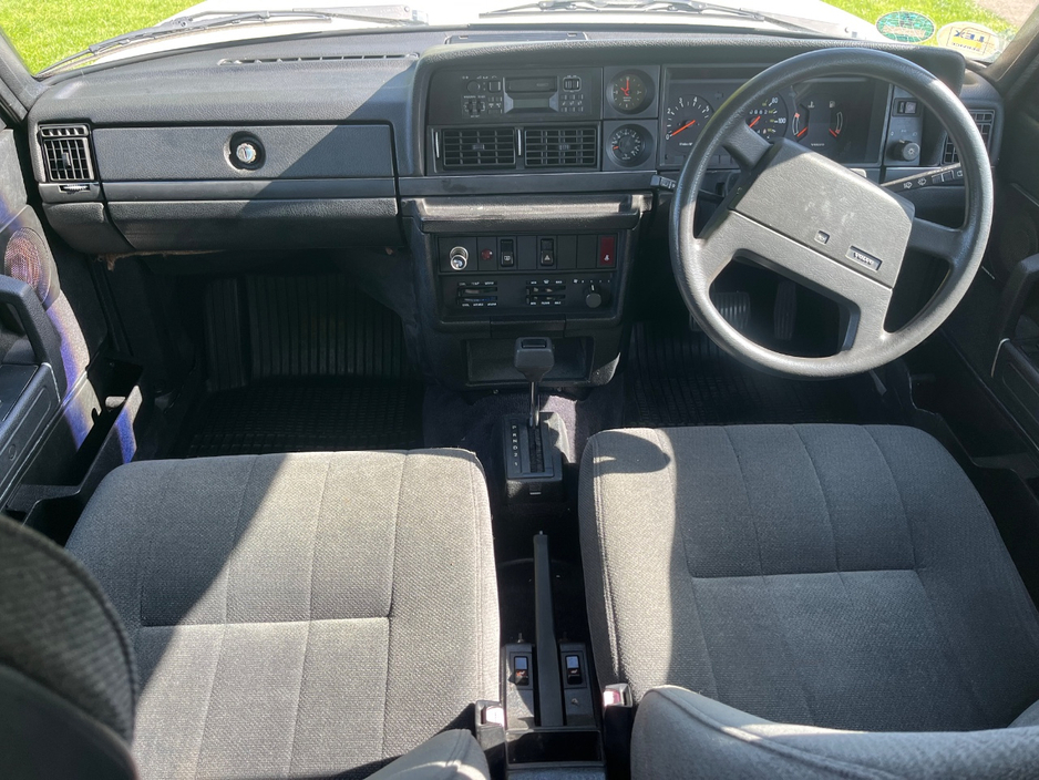 1991 Volvo 240 2.3L Petrol For Sale Images