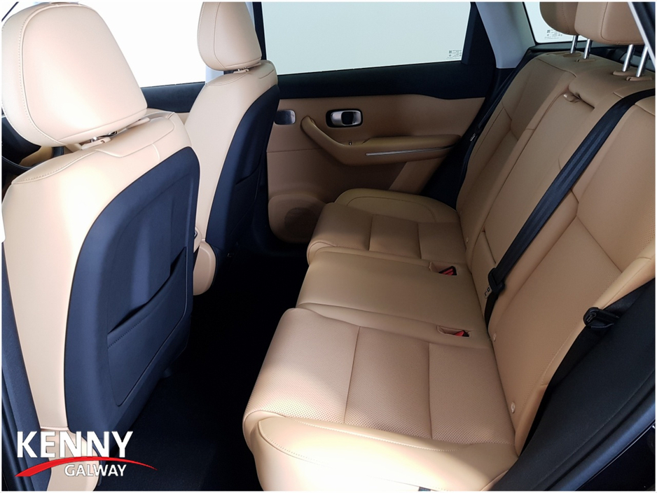 2026 Leapmotor C10 1.5L Petrol Plug-in Hybrid For Sale Images