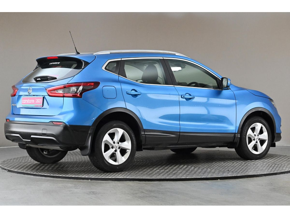 Nissan Qashqai 1.3 PET SE DCT *PANORAMIC ROOF*REVERSE CAM* — thumbnail 10