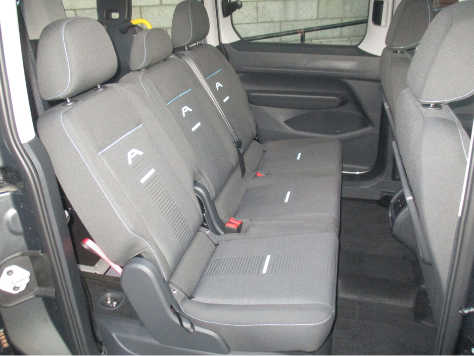 2026 Ford Tourneo Connect 2L Diesel For Sale Images