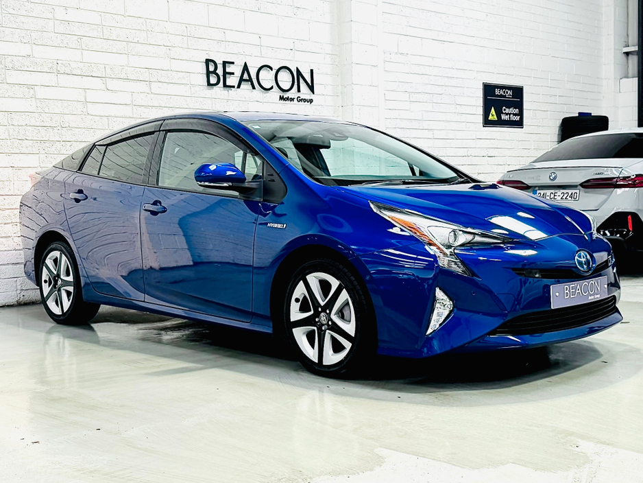 2018 Toyota Prius 1.8L Petrol Hybrid For Sale Images