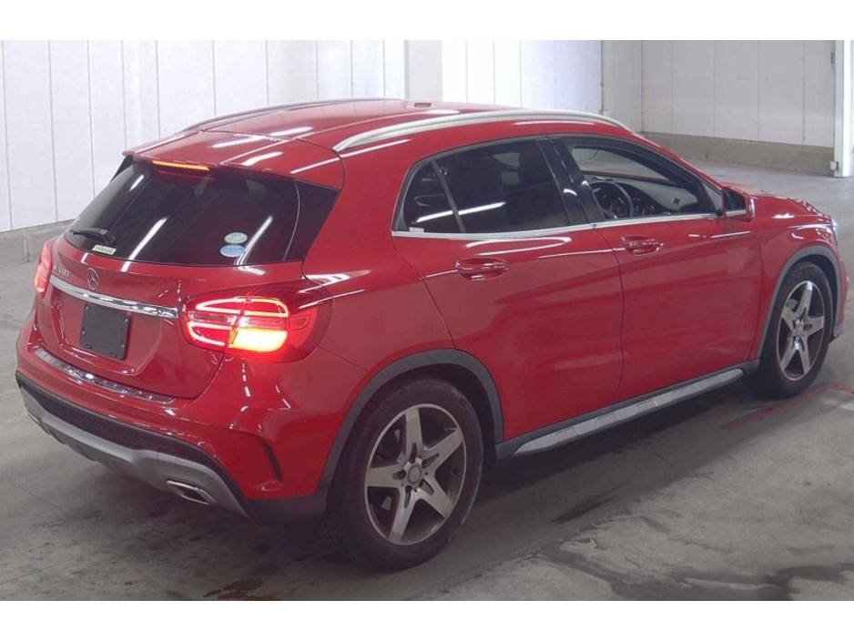 Mercedes-Benz GLA Class 1.6 GLA180 Sport Petrol Auto Half Leather — thumbnail 4