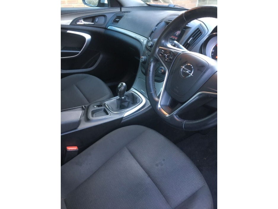 Opel Insignia 2.0 S Saloon Diesel Manual (140bhp) — thumbnail 8