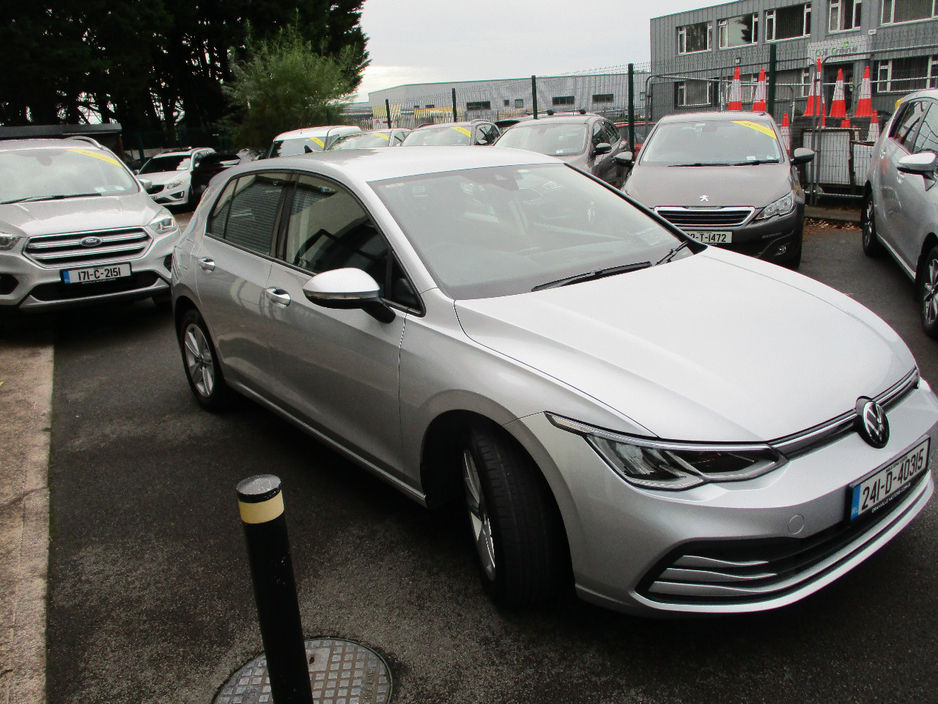 2024 Volkswagen Golf 1L Petrol For Sale Images