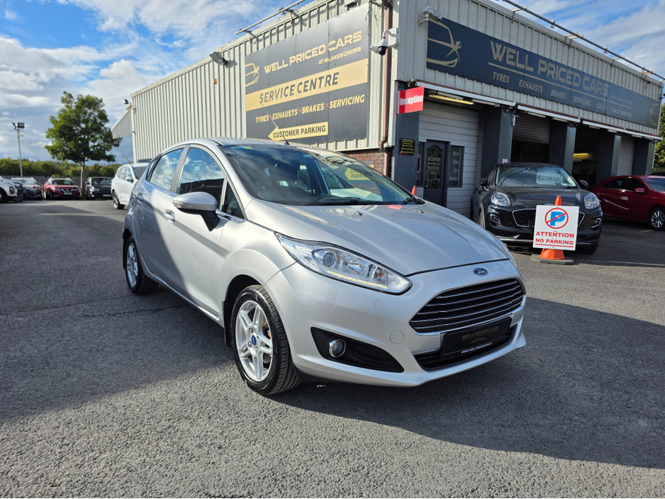 Ford Fiesta MCA TITANIUM 1.25 60PS M5 4 4DR — thumbnail 13