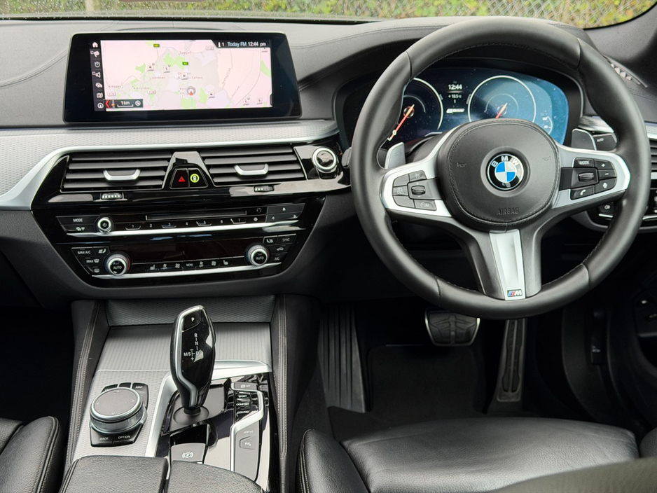 BMW 5 Series 530e M SPORT M PERFORMANCE *1 YEAR WARRANTY* — thumbnail 13