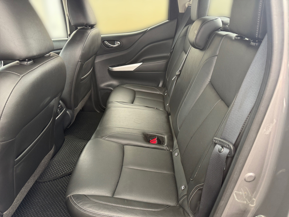 2021 Nissan Navara 2.3L Diesel For Sale Images