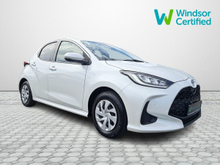 Toyota Yaris HYBRID AUTO G