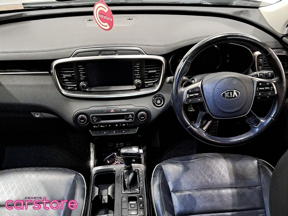 Kia Sorento 2.2 GT Line A/T * Full Kia Service History * 1 Owner Car — thumbnail 11