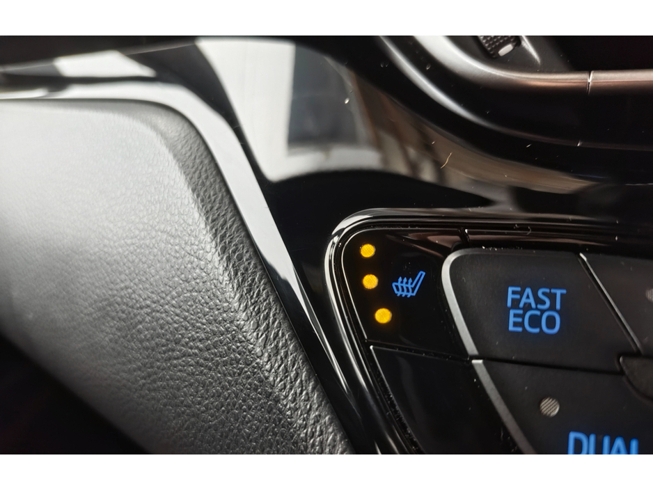 2022 Toyota C-HR 1.8L Petrol Hybrid For Sale Images