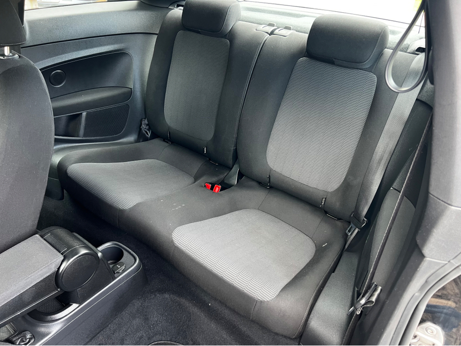 2015 Volkswagen Beetle 1.6L Diesel For Sale Images