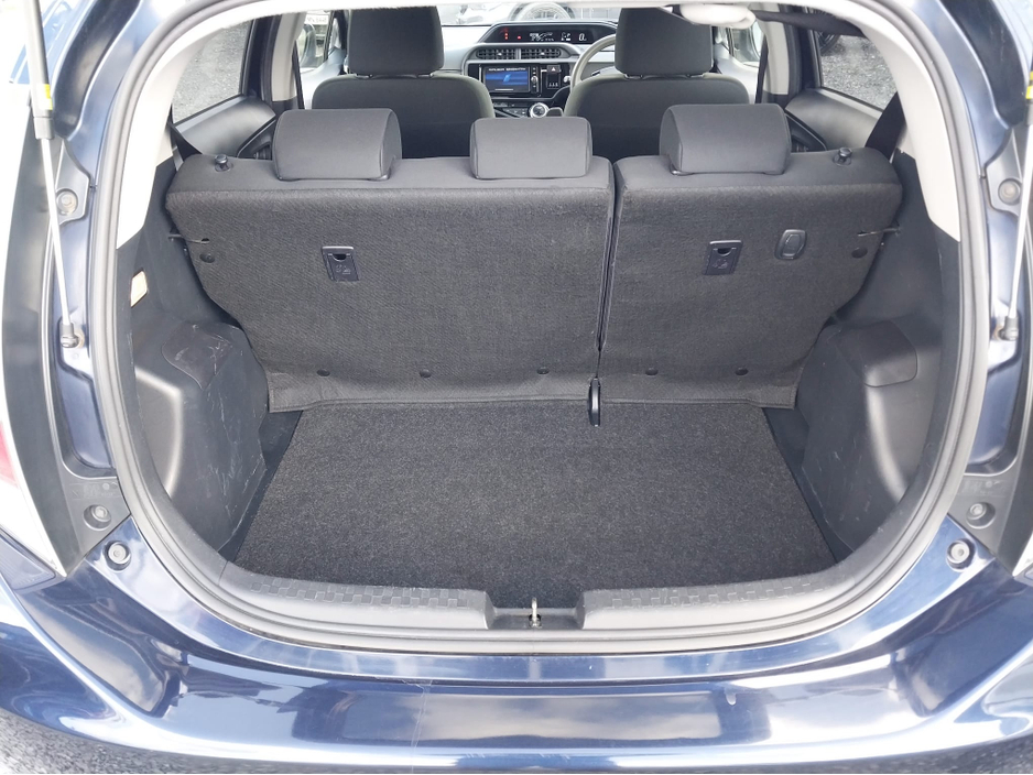 Toyota Aqua 1.5 Petrol Hybrid Automatic Low Km — thumbnail 12