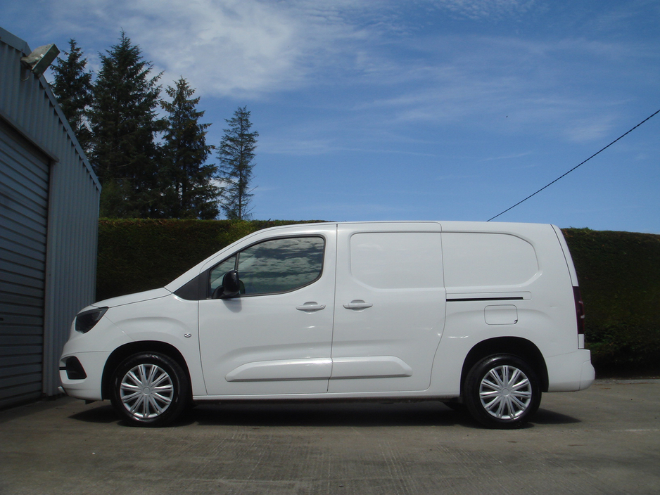 2023 Vauxhall Combo 1.5L Diesel For Sale Images