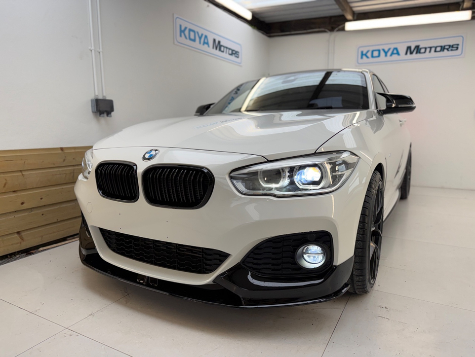 BMW 1 Series 118D 2.0 DIESEL M-SPORT PRO PLUS M-PERFORMANCE AUTOMATIC // M3 CS ALLOY PACKAGE INCLUDED // ALPINE WHITE METALLIC // LED MATRIX LIGHTING // LANE DEPARTURE ASSIST // PRO MEDIA PACK // CRUISE CONTROL — thumbnail 4