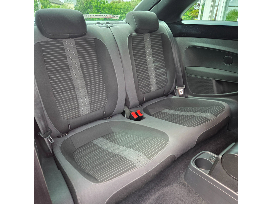 2014 Volkswagen Beetle 2L Diesel For Sale Images
