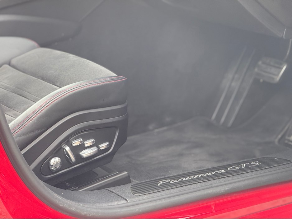 2019 Porsche Panamera 4.1L Petrol For Sale Images