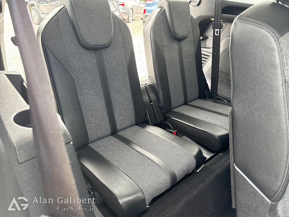 2020 Peugeot 5008 1.5L Diesel For Sale Images