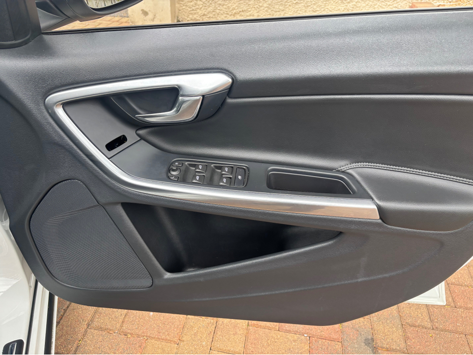 2016 Volvo S60 2L Diesel For Sale Images