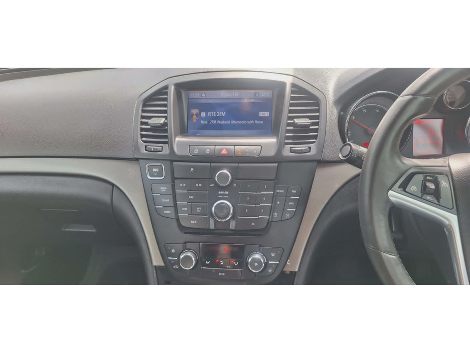 2013 Opel Insignia 2L Diesel For Sale Images