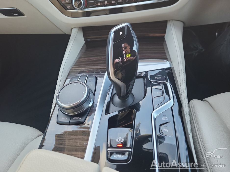 2023 BMW 5 Series 2L Petrol Plug-in Hybrid For Sale Images