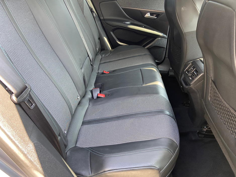2021 Peugeot 3008 1.6L Hybrid For Sale Images