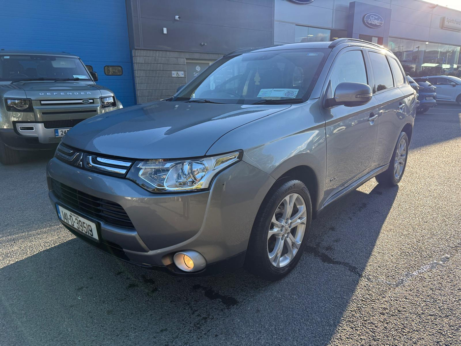 2014 Mitsubishi Outlander 2.3L Diesel For Sale Images