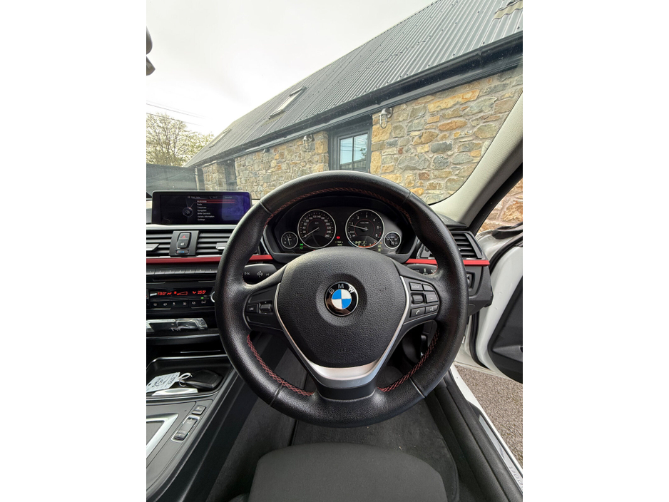 2013 BMW 3 Series 2L Diesel For Sale Images