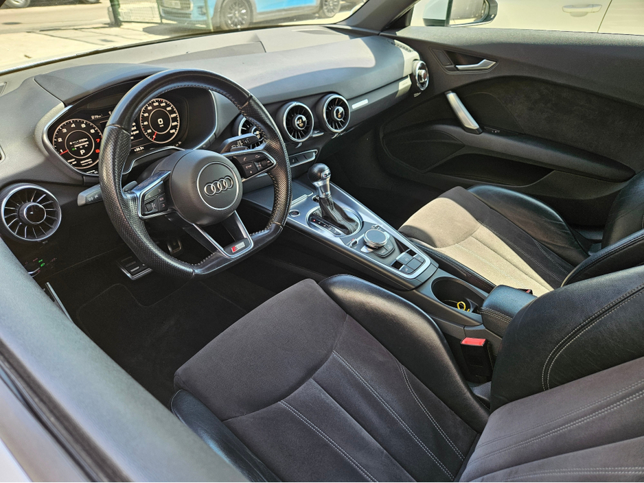 2016 Audi TT 2L Petrol For Sale Images